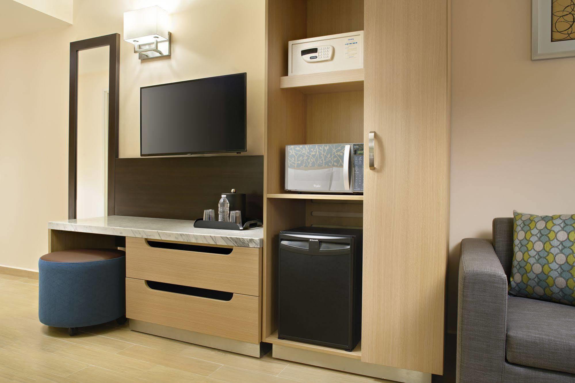 Fairfield Inn&suites By Marriott Tabasco 3*
